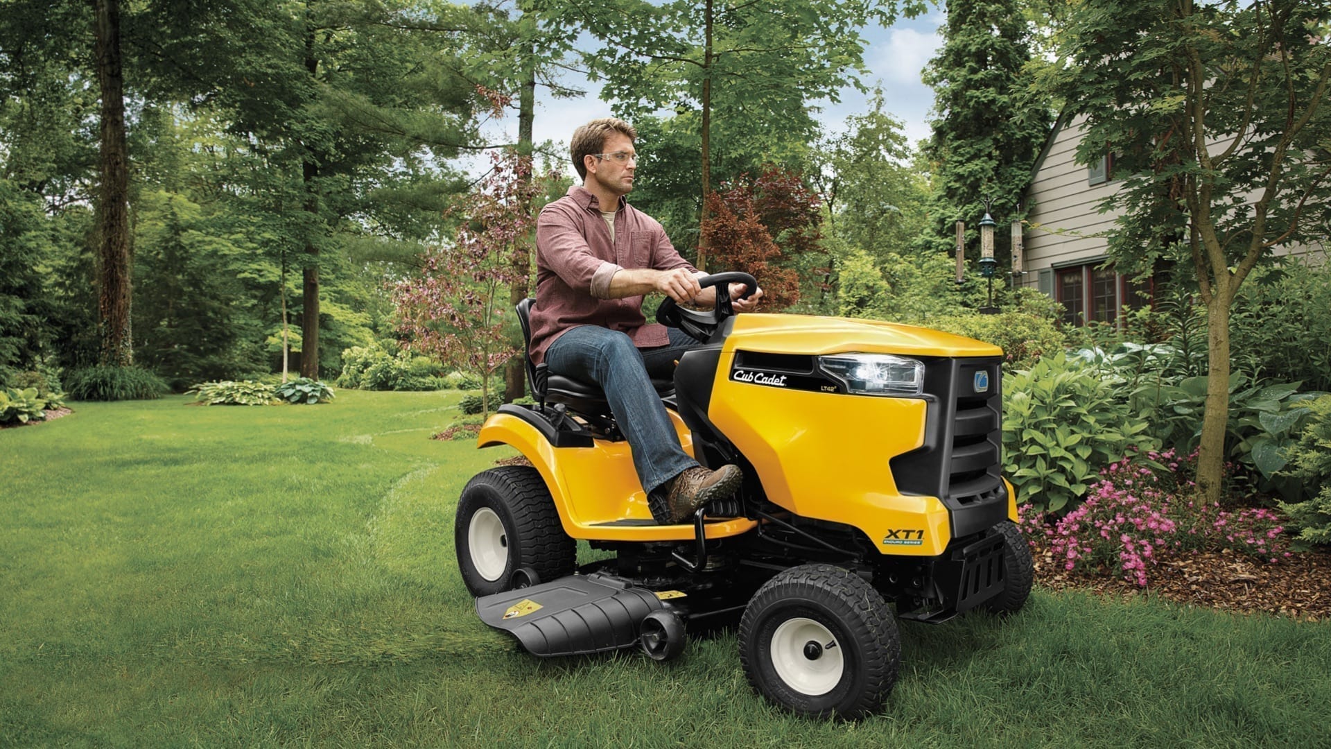 Cub Cadet lawn tractor