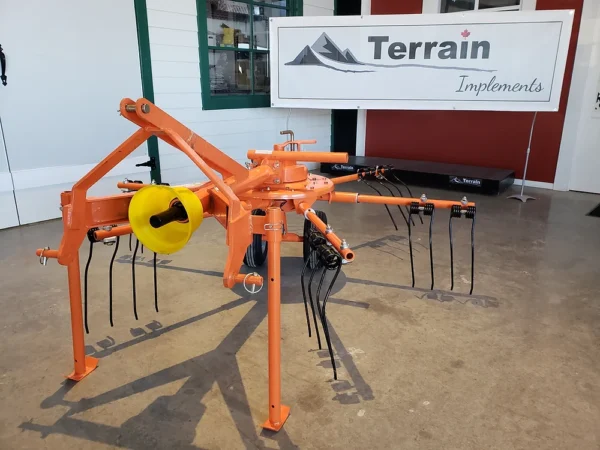 Terrain Implements Tedder / Hay Rake